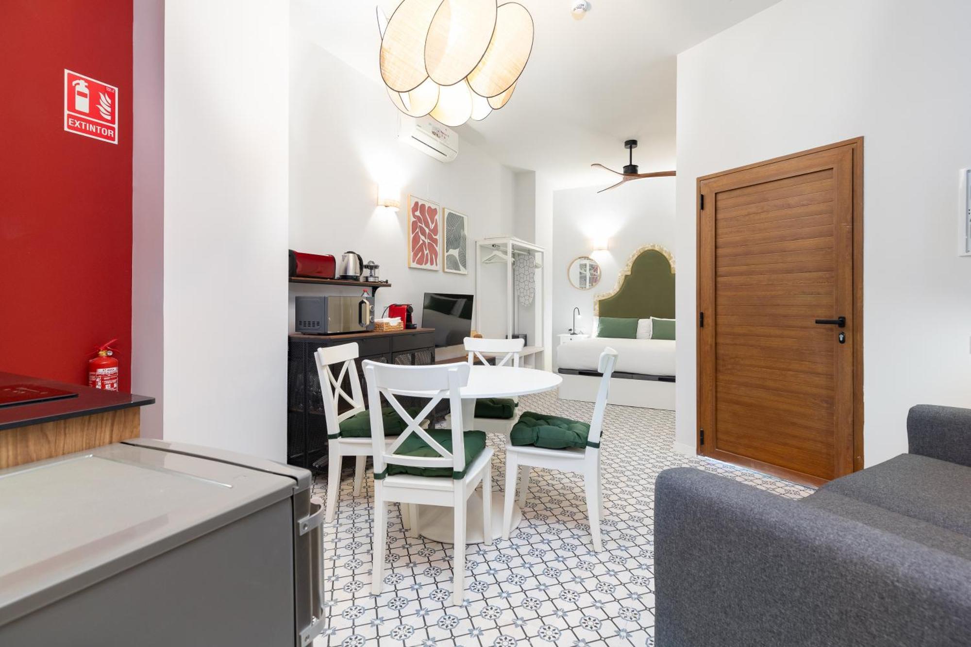 The Little Village Apartments Valencia Buitenkant foto
